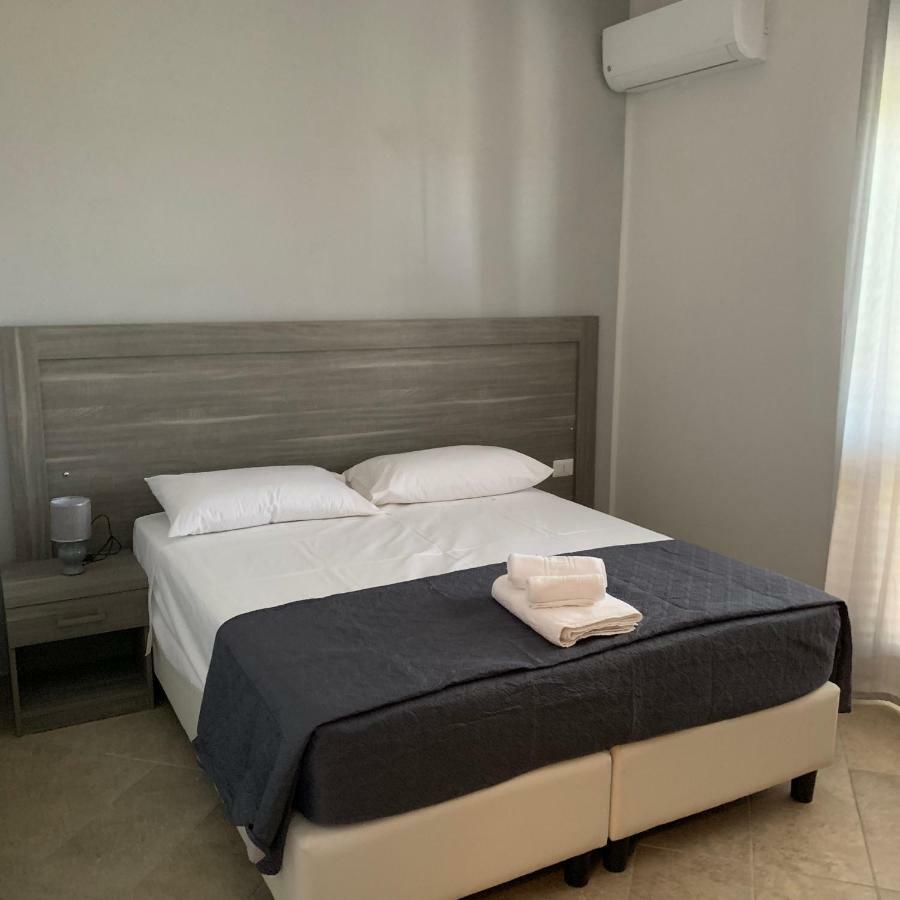 Stanza Vacanza Lo Stadio Sibari Extérieur photo
